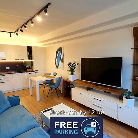 Luxury Apartment Vbloku Прага Екстер'єр фото